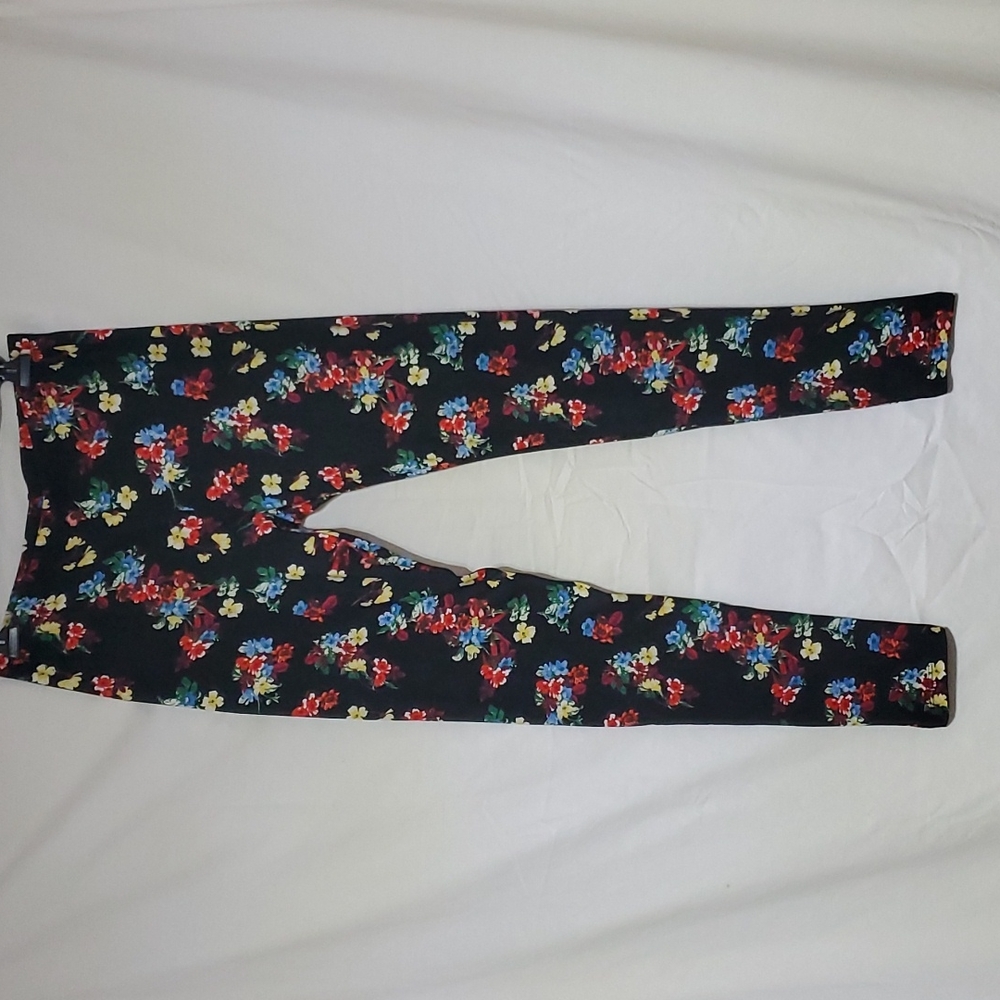 Bobbie Brooks, Size M, Floral leggings